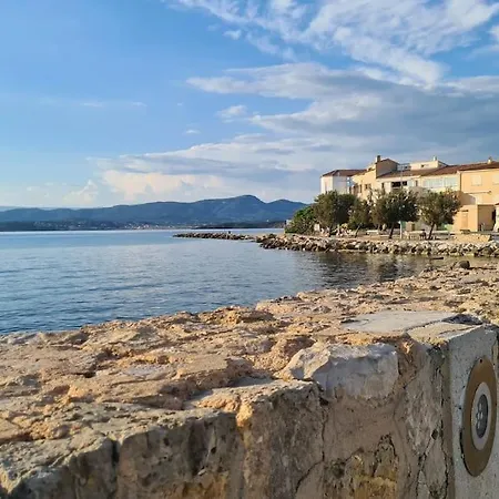 Elegant Au Calme 2mn Wifi Clim Terrasse Parking Apartment Six-Fours-les-Plages
